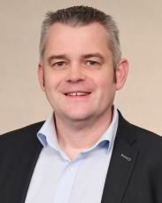 Porträt - Michael Peterlik